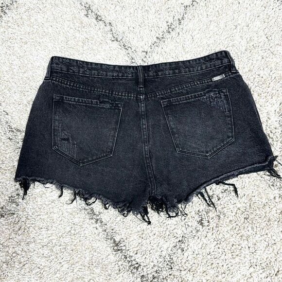 Kancan Black Button Fly Frayed Denim Shorts Size 13 - Picture 4 of 6